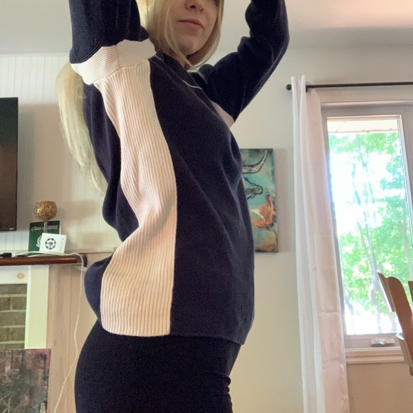 Tommy Hilfiger V-Neck Sweater - Picture 3 of 6